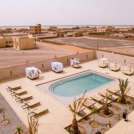 Riad Chebbi Merzouga Bagian luar foto