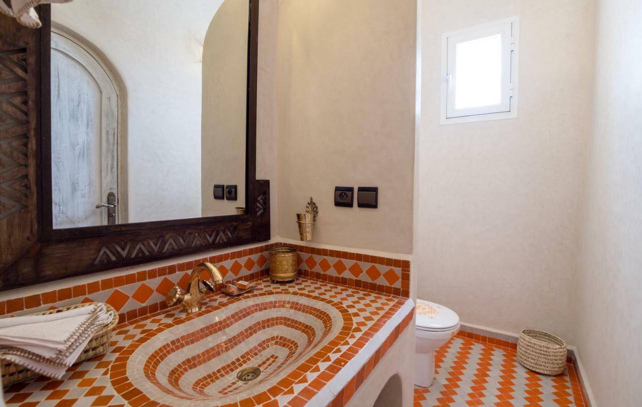 Riad Chebbi Merzouga Bagian luar foto